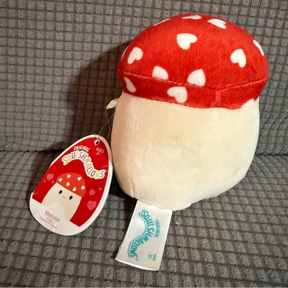 NWT Squishmallows Valentines Day Malcolm the Mushroom 5” Stuffed Plush Hearts - Picture 4 of 5